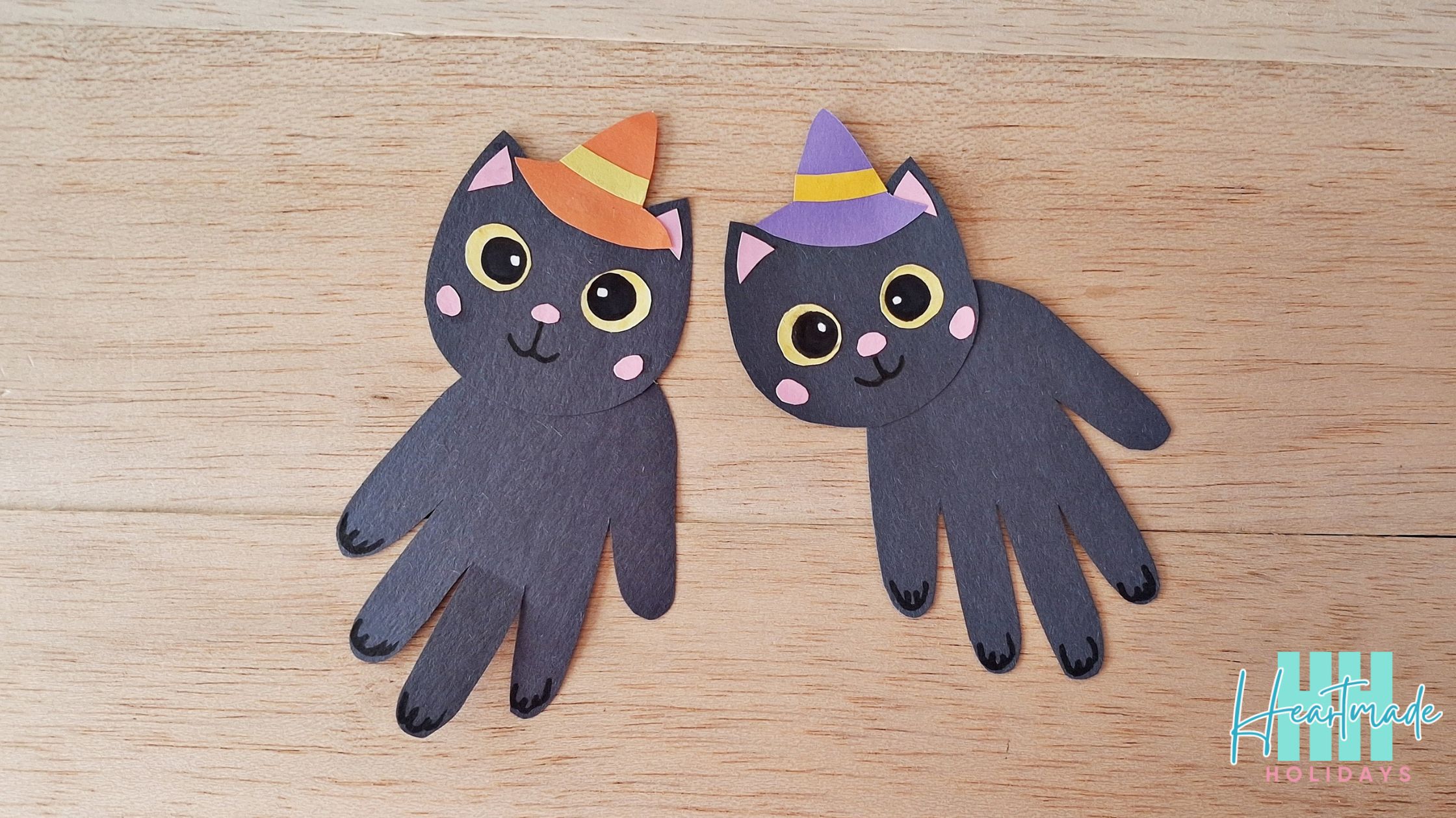 Halloween Cat Handprint Craft {Free Template}